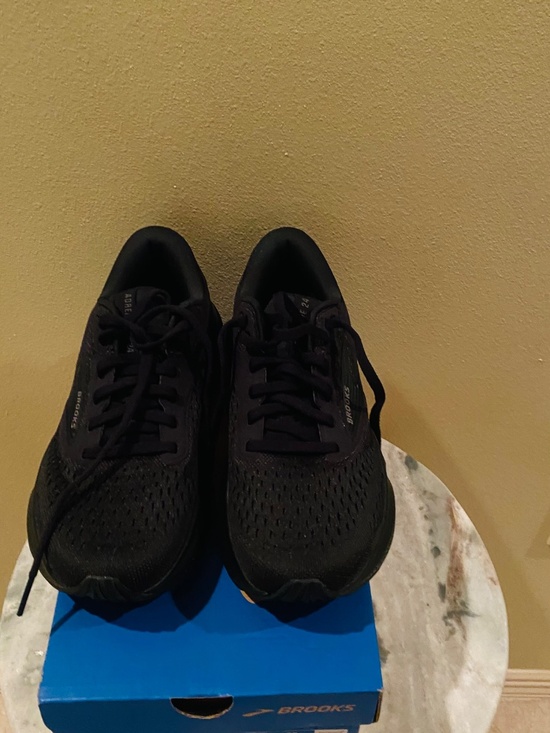 Brooks Adrenaline GTS 24 Women's Sneakers Black size 6 - Picture 3 of 8